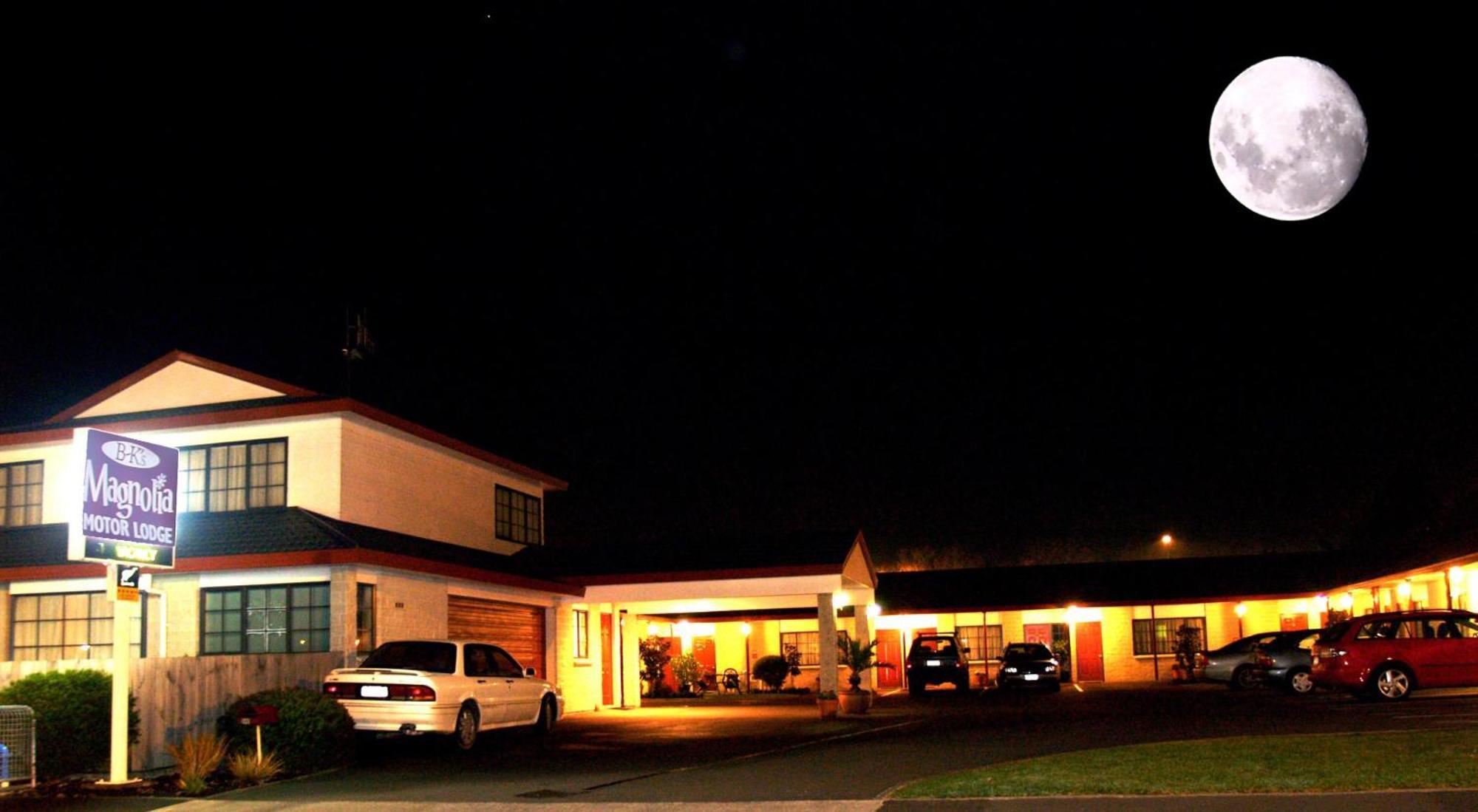 Bk'S Magnolia Motor Lodge Whanganui Eksteriør billede